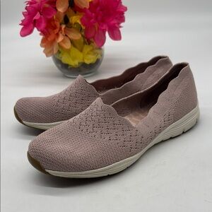 Skechers Pink Slip-On Flats with Knit Upper Size 9 SKT8126F